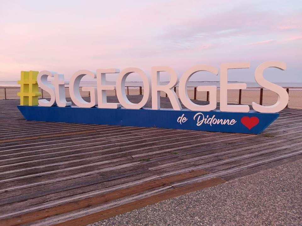 A 2 Pas De La Plage De La Vallieres Saint-Georges-de-Didonne Kültér fotó